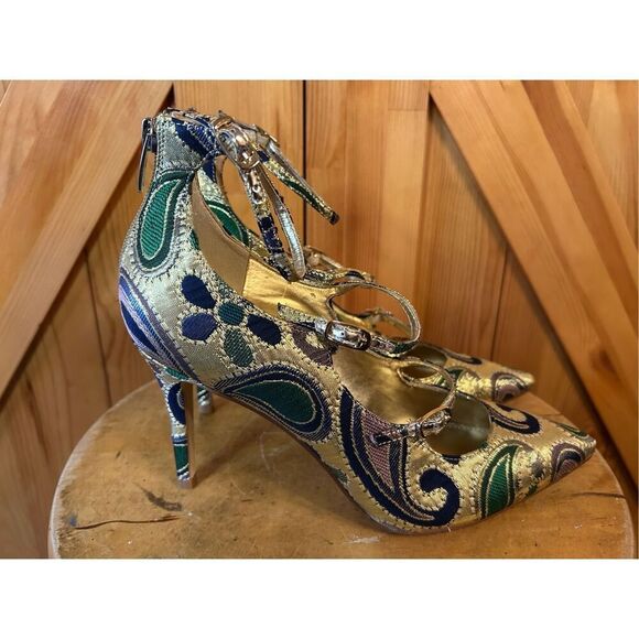 Marc Fisher Strappy Lace Up Women's Heels Gold Pointed Toe Paisley Floral Decor - Picture 1 of 7